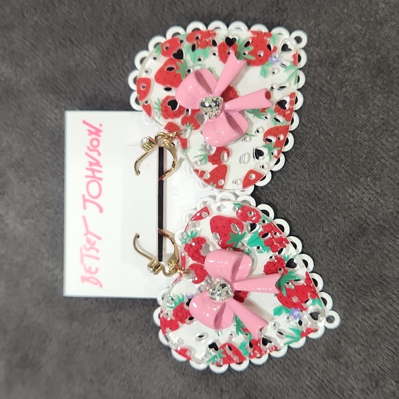 NWT Betsy Johnson Heart Shaped Laced Berry Earrings - Picture 2 of 5
